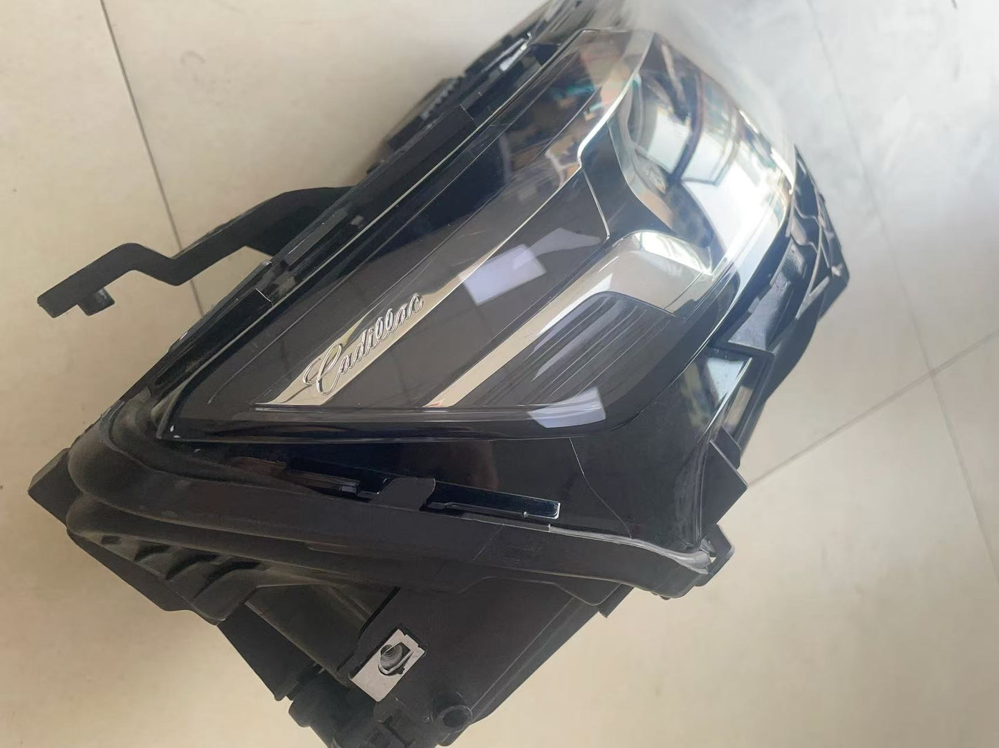 2020-2025 XT6 LED UPPER LEVEL HEADLIGHT LEFT RIGHT SIDE OEM GM USED