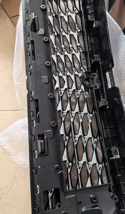 2024 - 2025 ENVISION AVENIR GRILLE OEM 26468074 26475073 NEW