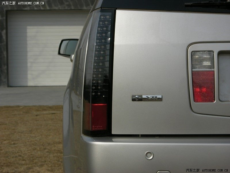 2004-2009 SRX EURO CLEAR TAILLIGHT  USED OEM