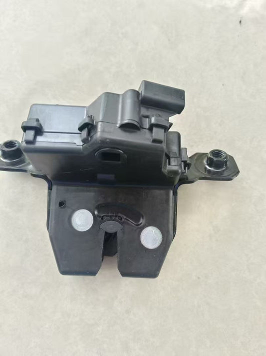 2024 - 2025 TRAX ENVISTA LIFTGATE LOCK LATCH 13545829 NEW OE